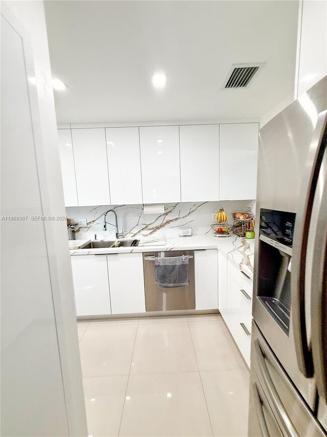 Building Photo - 14911 SW 88th Terrace