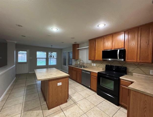 Building Photo - 10608 Colfax Dr