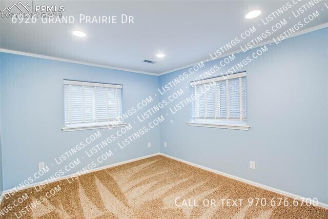 Building Photo - 6926 Grand Prairie Dr