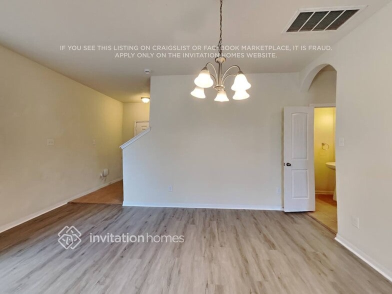 Building Photo - 30730 Gardenia Trace Dr