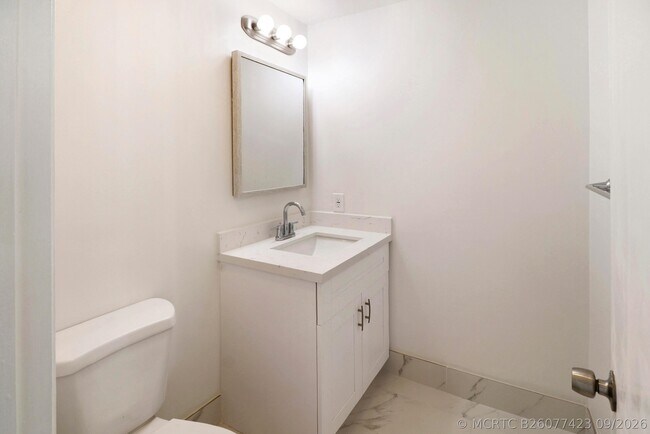 Building Photo - 2590 Coral Springs Dr