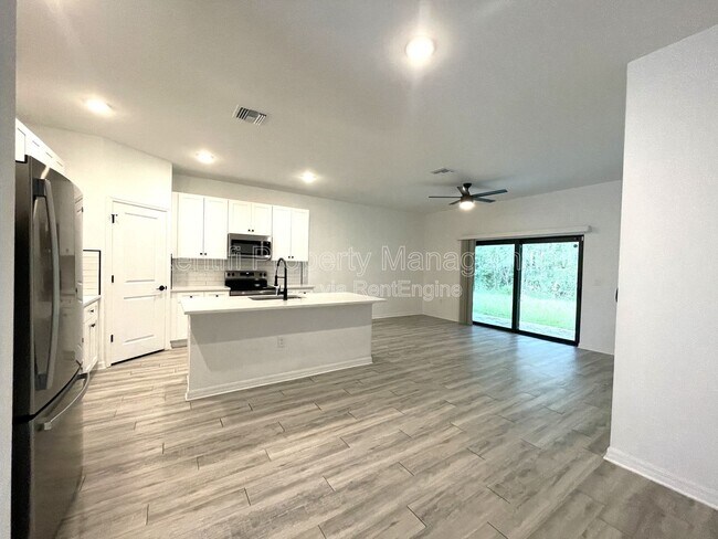 Building Photo - 558 Nimitz Blvd