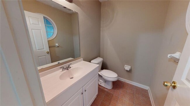 Building Photo - 110 Beaverwood Ln