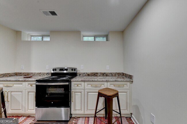 Building Photo - 3260 Wood Springs Trce