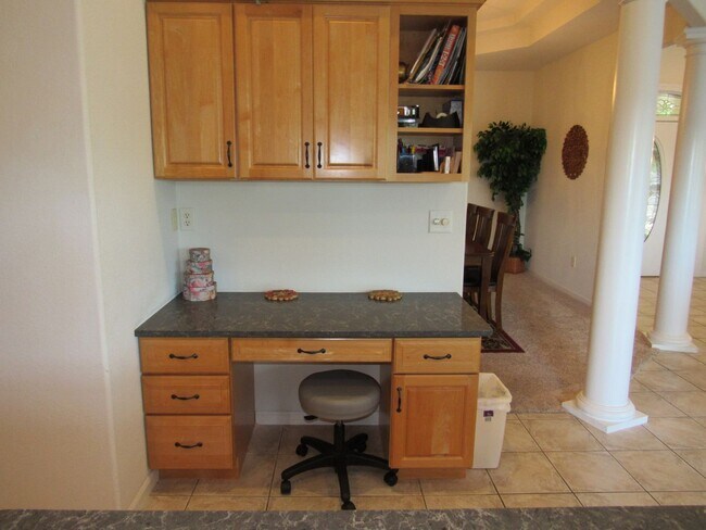 Building Photo - Osage Beach house for rent