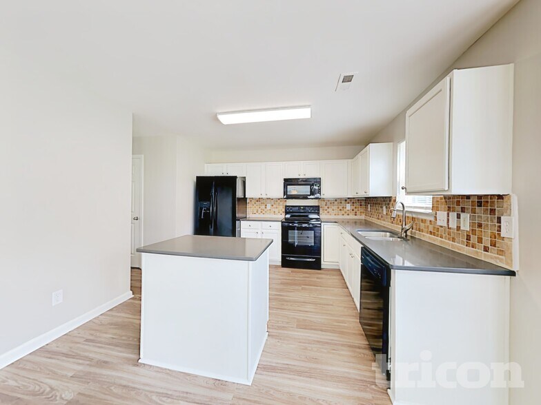 Building Photo - 9250 Austin Ridge Ln