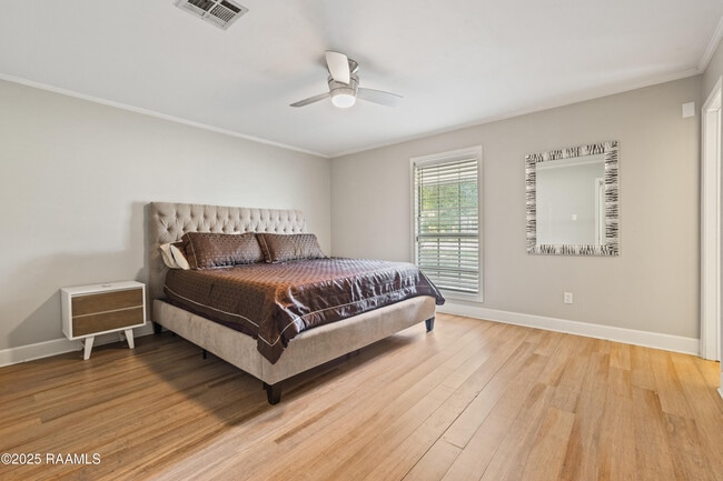 Building Photo - 1007 Baker Hughes Rd