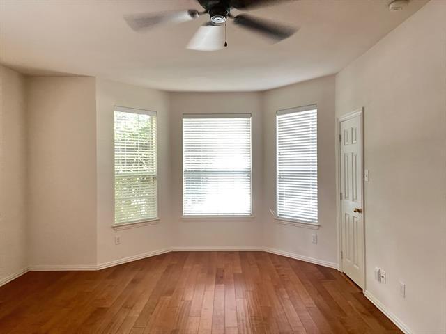 Building Photo - 1413 McClure Dr
