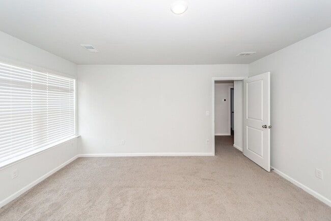 Building Photo - 4 Bedroom, 2.5 Bathroom Home in Carolina Groves - Moncks Corner