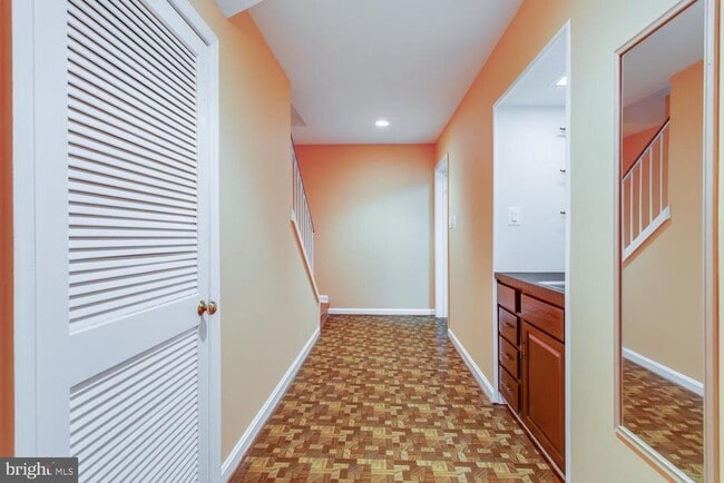 Building Photo - 6063 Hardwick Pl
