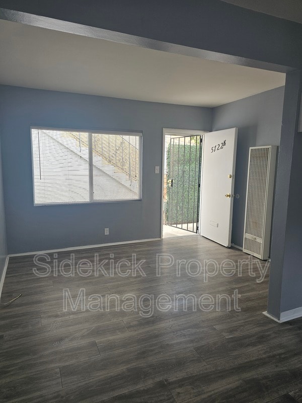Building Photo - 5722 E Beverly Blvd