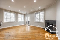 Building Photo - 2338 W Morse Ave