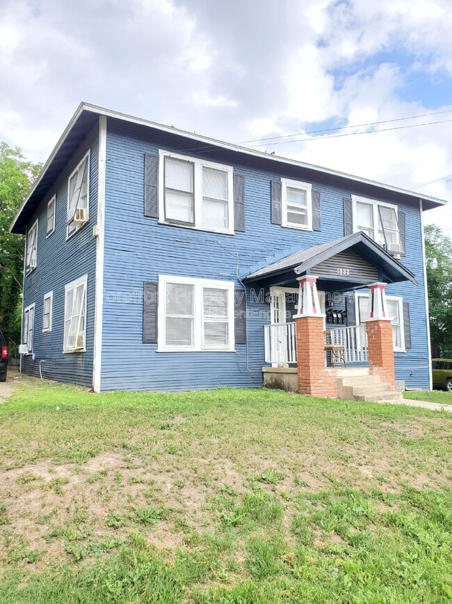 Building Photo - 1822 N Olive St