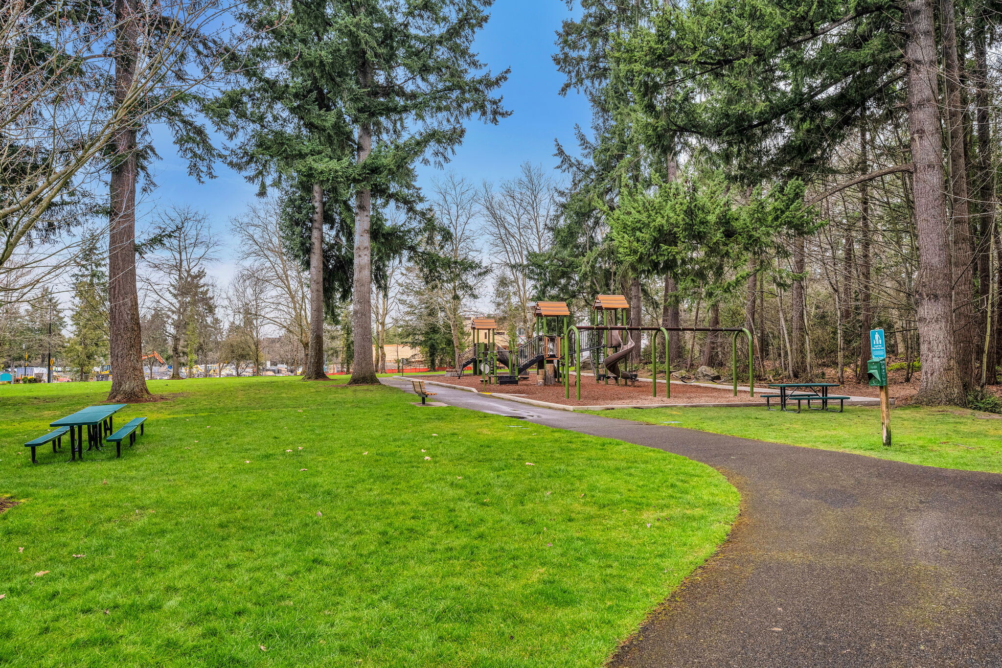 Building Photo - 16130 SE 33rd Cir