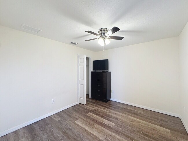 Building Photo - 13465 Fladgate Mark Drive