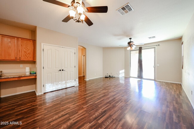 Building Photo - 7335 W Desert Mirage Dr