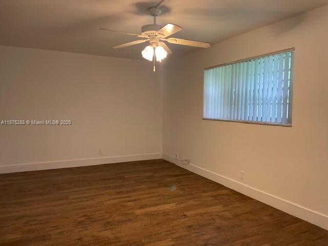 Building Photo - 419 S Crescent Dr