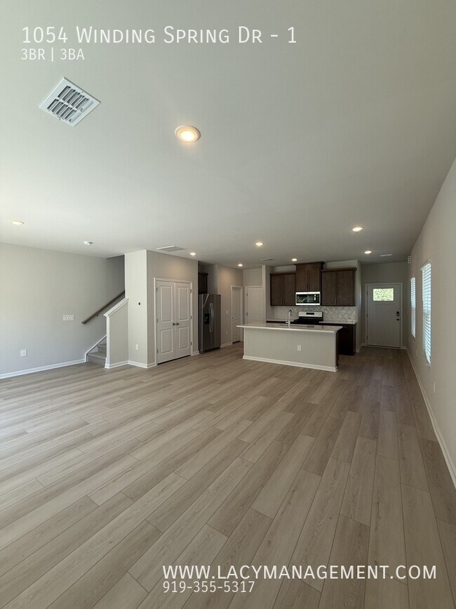 Building Photo - 1054 Winding Spg Dr