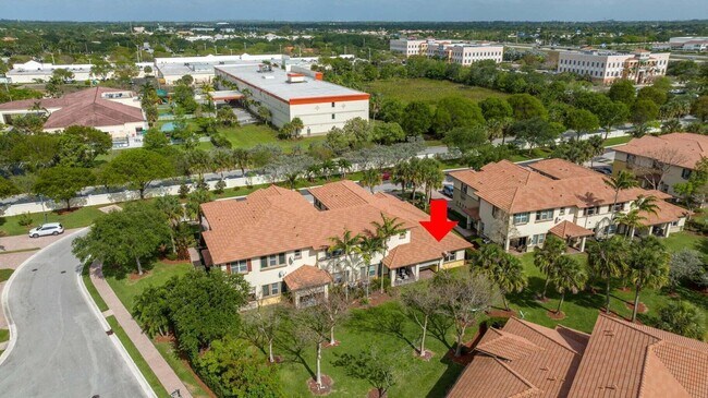 Building Photo - 6072 NW 116th Dr