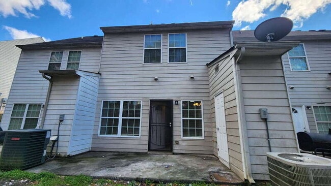 Building Photo - 385 Brookview Dr