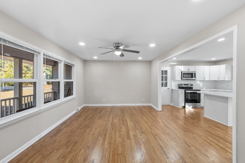 Building Photo - 6201 Hagan-Stone Park Rd