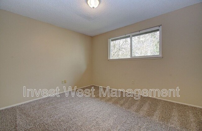 Building Photo - 1623 Ash St
