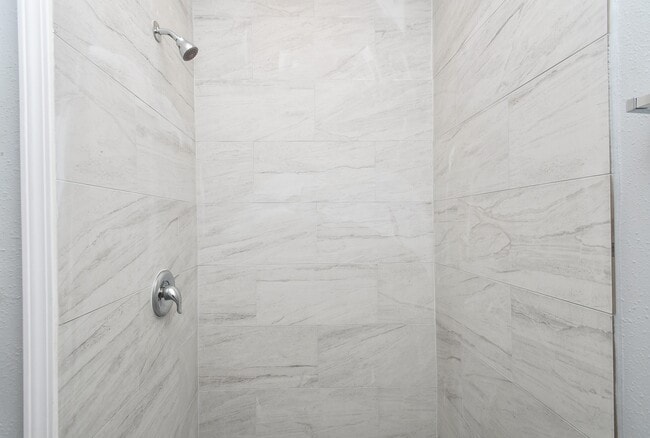 Building Photo - 10322 Rancho Bernardo Ln