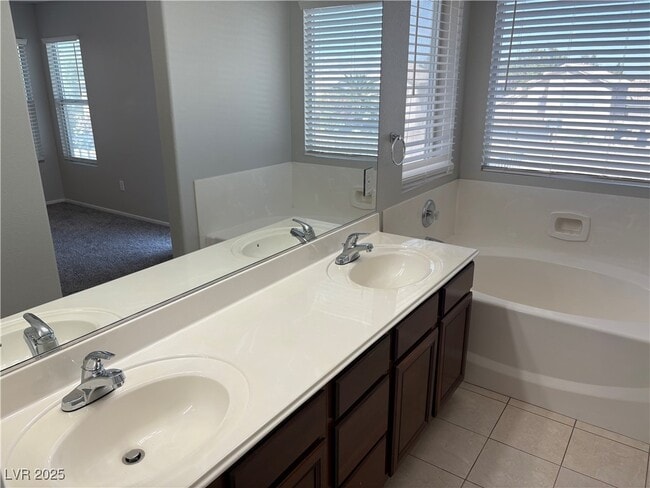 Building Photo - 4520 Grand Rock Dr