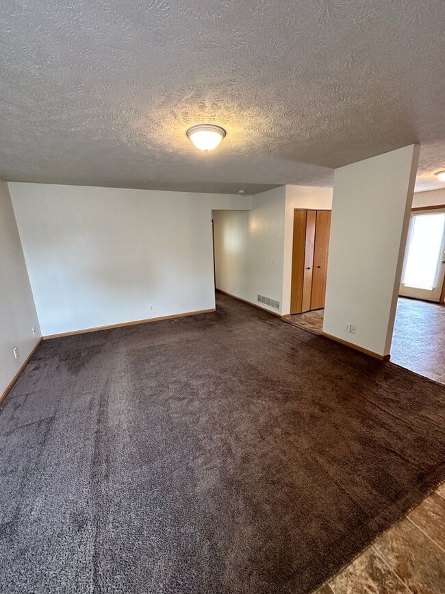 Building Photo - 2635-2639 N 5