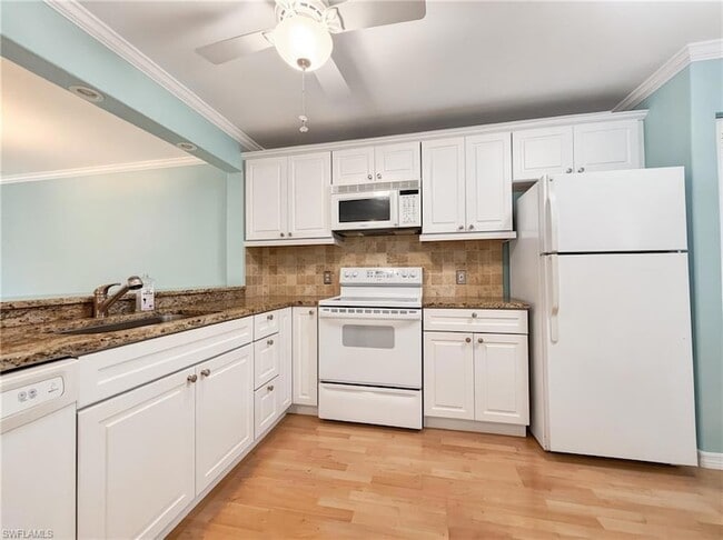 Building Photo - 3041 Sandpiper Bay Cir