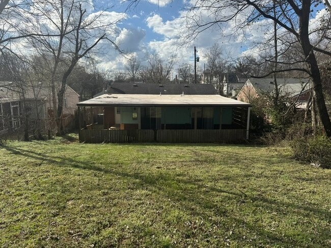 Building Photo - 1515 Rosedale Ave