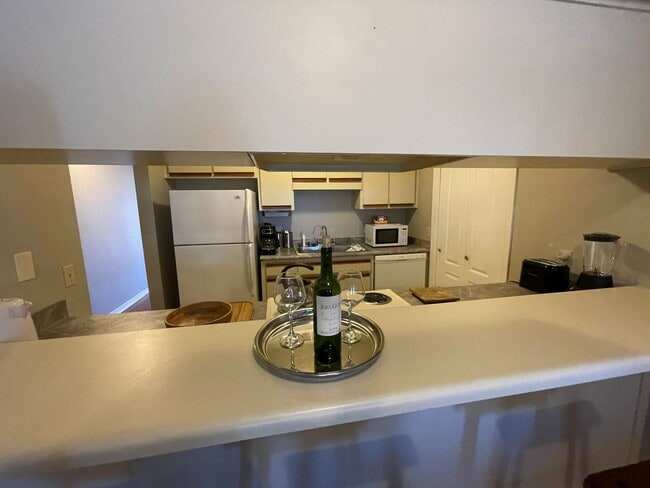 Building Photo - For Lease - Fully Furnished 2 BR | 1.5 BA ...