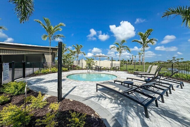 Building Photo - 9312 Tequila Sunrise Dr