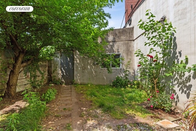 Building Photo - 168 Prospect Park Southwest