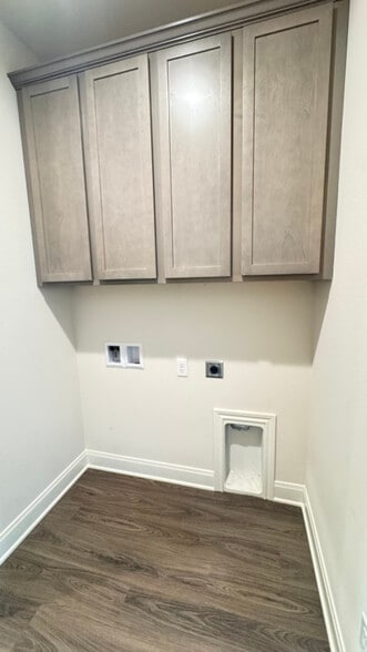 Building Photo - 6123 Hamilton Mdws Wy