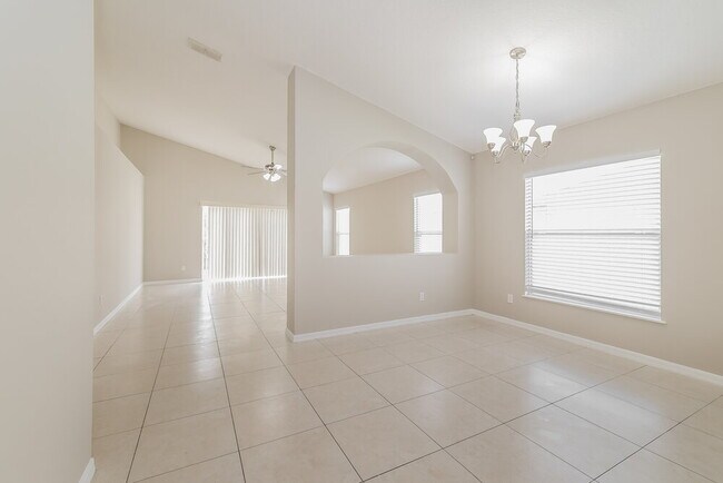 Building Photo - 3131 Linton Rd