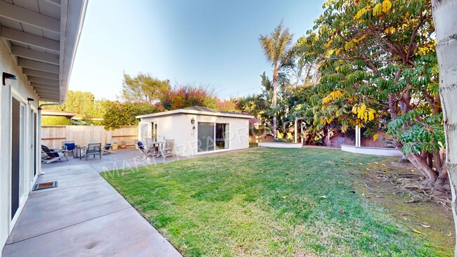 Building Photo - Newly Renovated Home in Eastside Costa Mesa