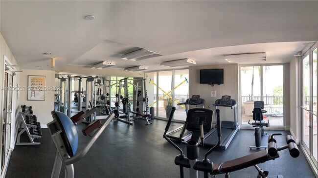 Building Photo - 4100 Salzedo St