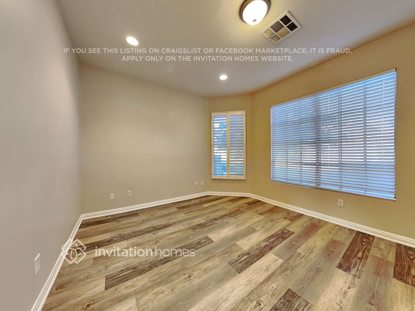 Building Photo - 2405 Eagleridge Dr