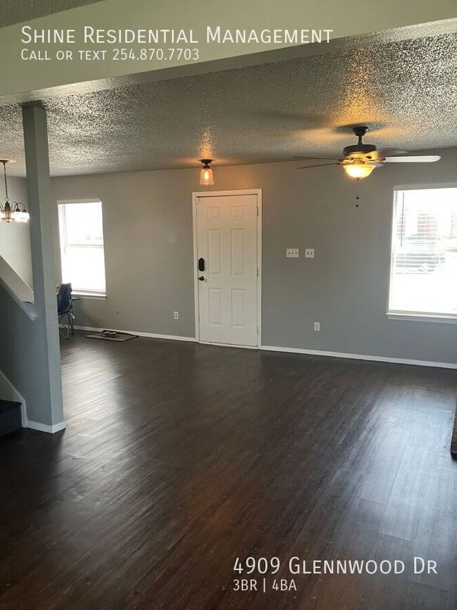 Building Photo - 4909 Glennwood Dr