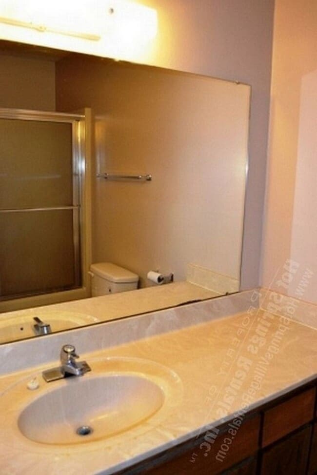 Building Photo - Cortez Courts | Townhome| Unfurnished