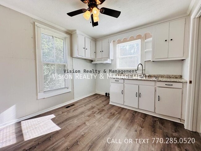 Building Photo - 31 Reynolds St