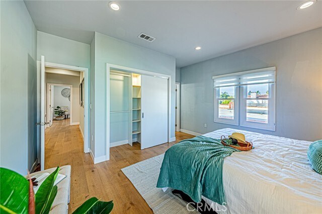Building Photo - 1226 Meadowbrook Ave