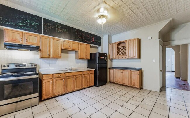 Building Photo - 2934 Clifton Park Terrace