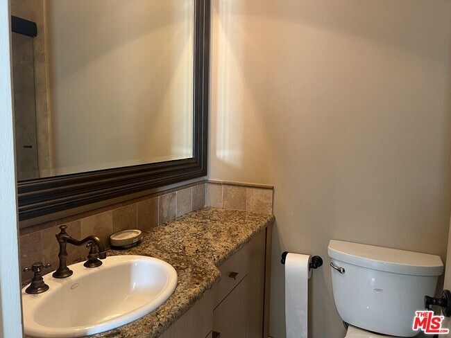 Building Photo - 31280 Bailard Rd