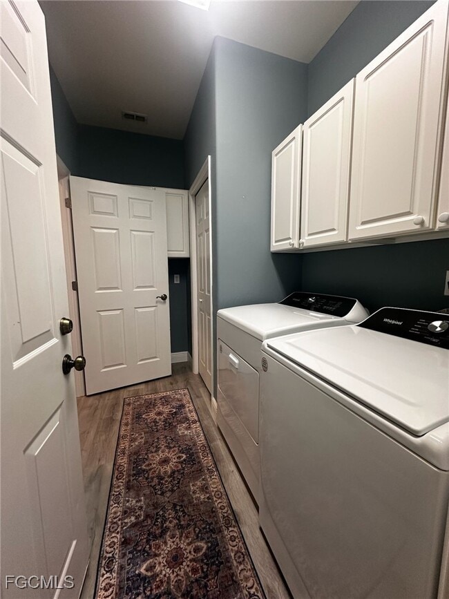 Building Photo - 9240 Bayberry Bend