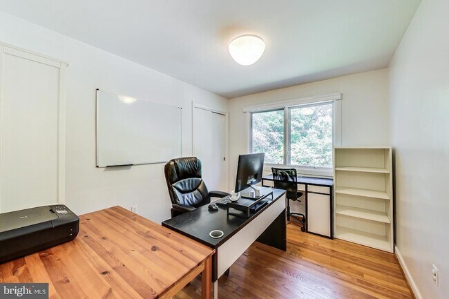 Building Photo - 6515 E Halbert Rd