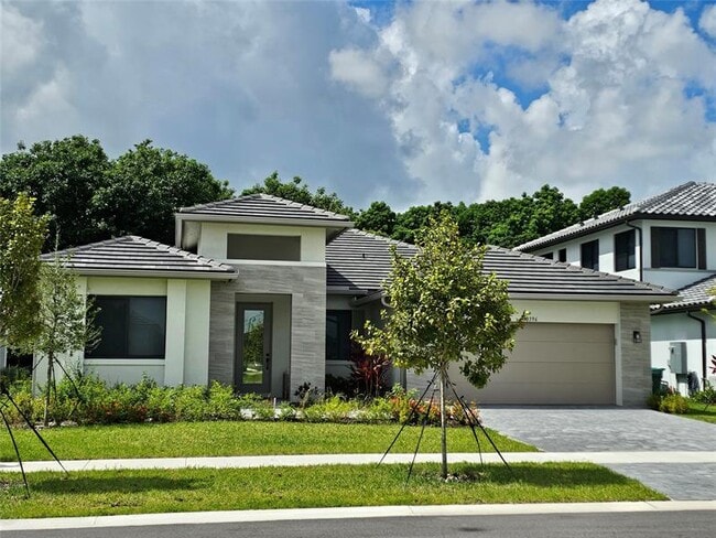 Building Photo - 10396 SW 57th Ct