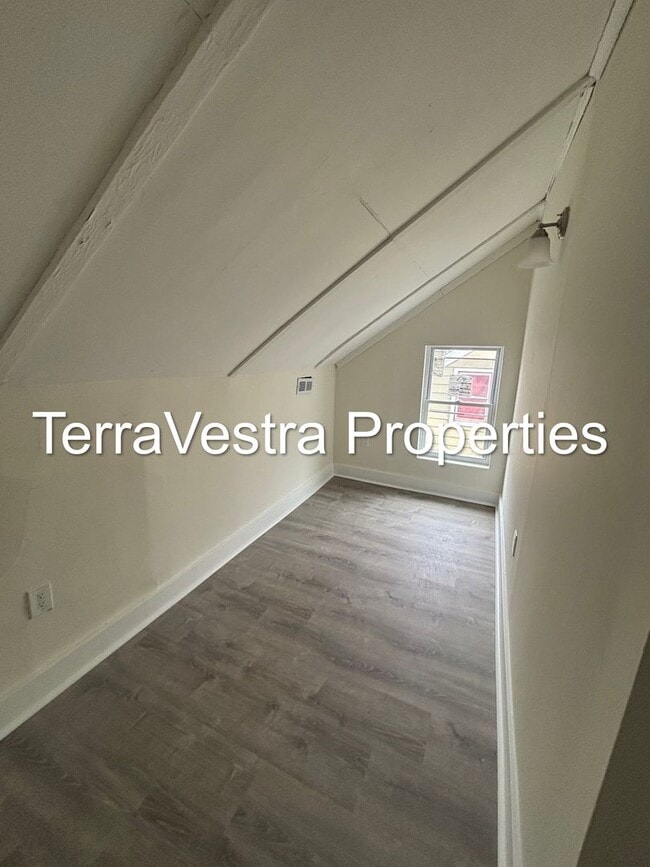 Building Photo - 2 Bed with a bonus room in Bridgeton!