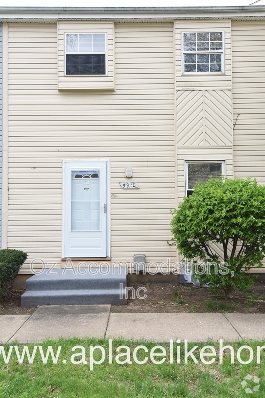 Building Photo - 5930 E 129th St